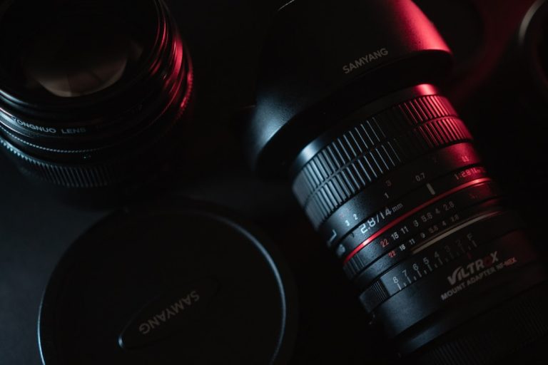 Choosing the Right Camera: A Guide for Beginners and Enthusiasts